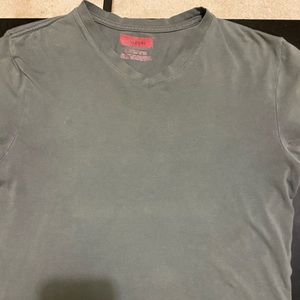 adult small alfani v neck t-shirt